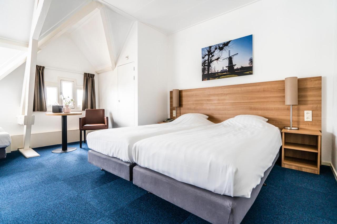 Hotel Хулст Екстериор снимка