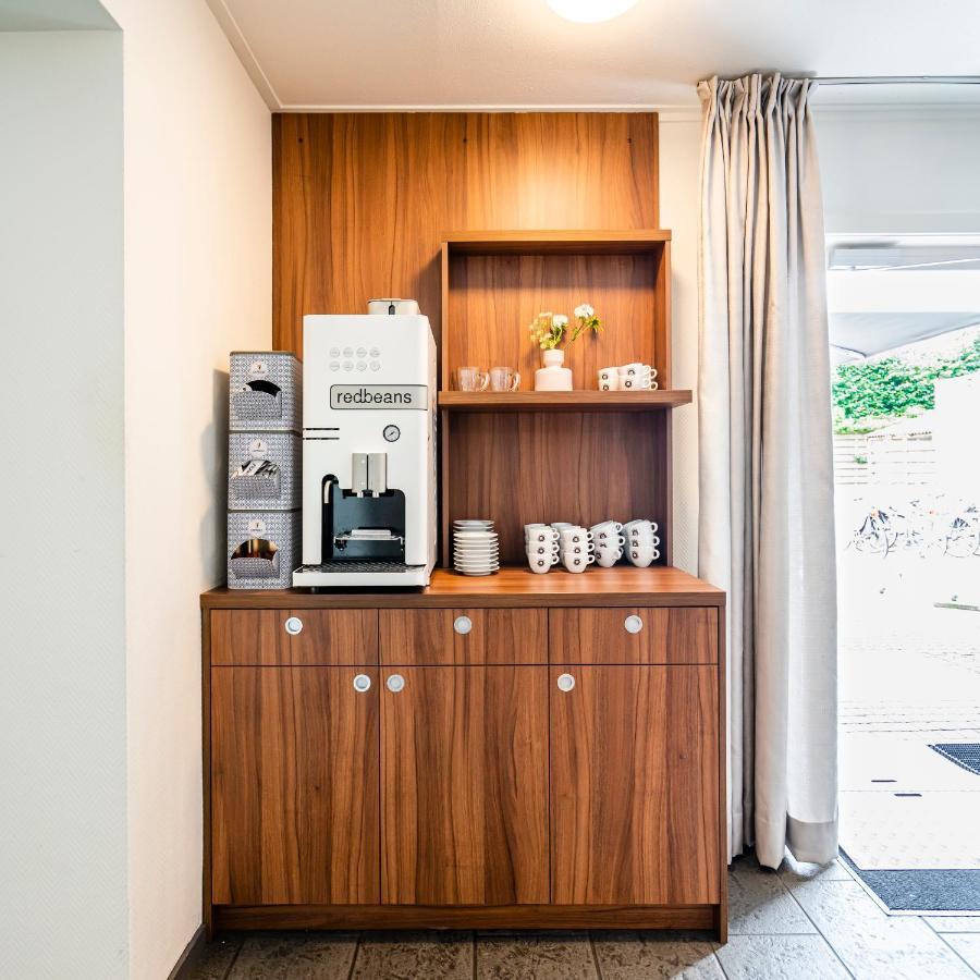 Hotel Хулст Екстериор снимка